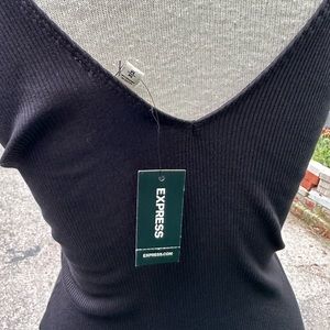 black short sleeve V neck top.